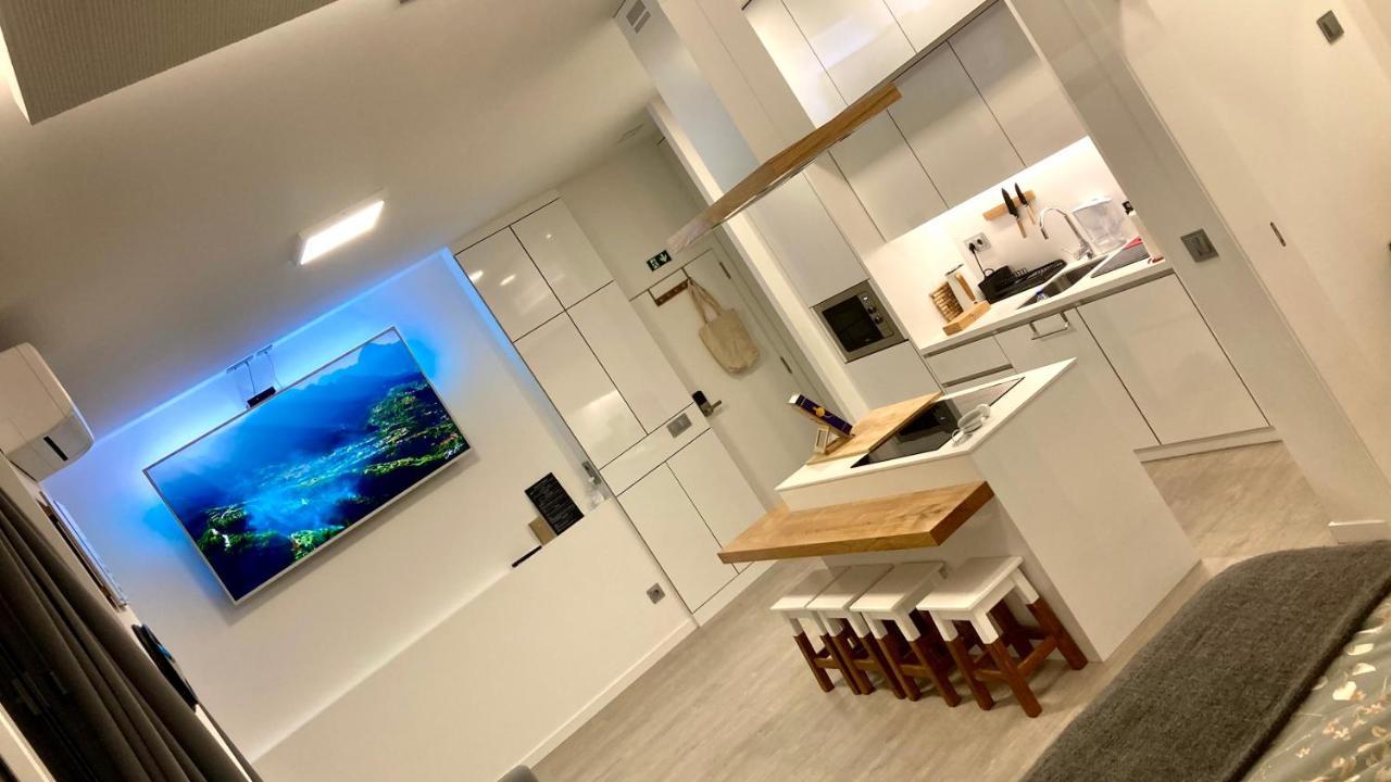 Cristalia,Roof Terrace In City Center, Garage, Netflix 75Inch Tv 푼샬 외부 사진