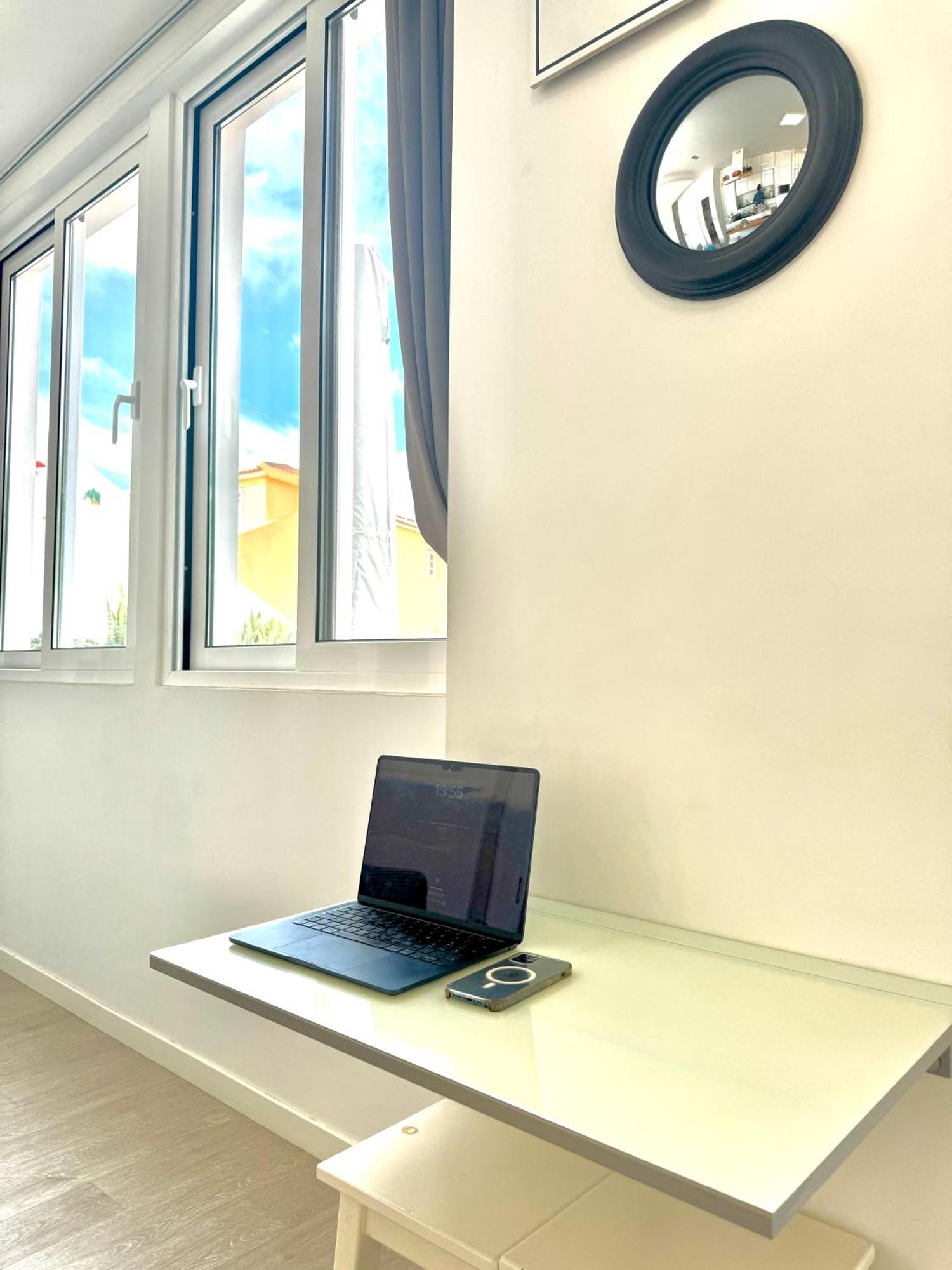 Cristalia,Roof Terrace In City Center, Garage, Netflix 75Inch Tv 푼샬 외부 사진